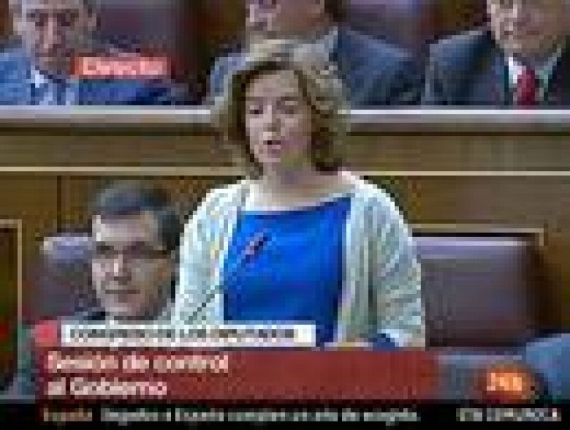 Salgado tiende la mano a Saénz de Santamaría, que cree que Zapatero está de salida 