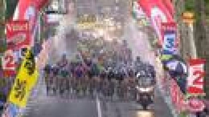 Tour de Francia - Cavendish se resarce bajo la lluvia