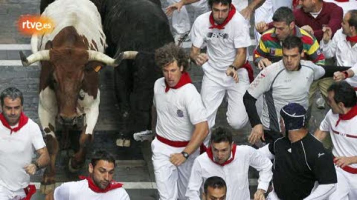 RNE te narra el octavo encierro de San Fermín 2011 en imágenes