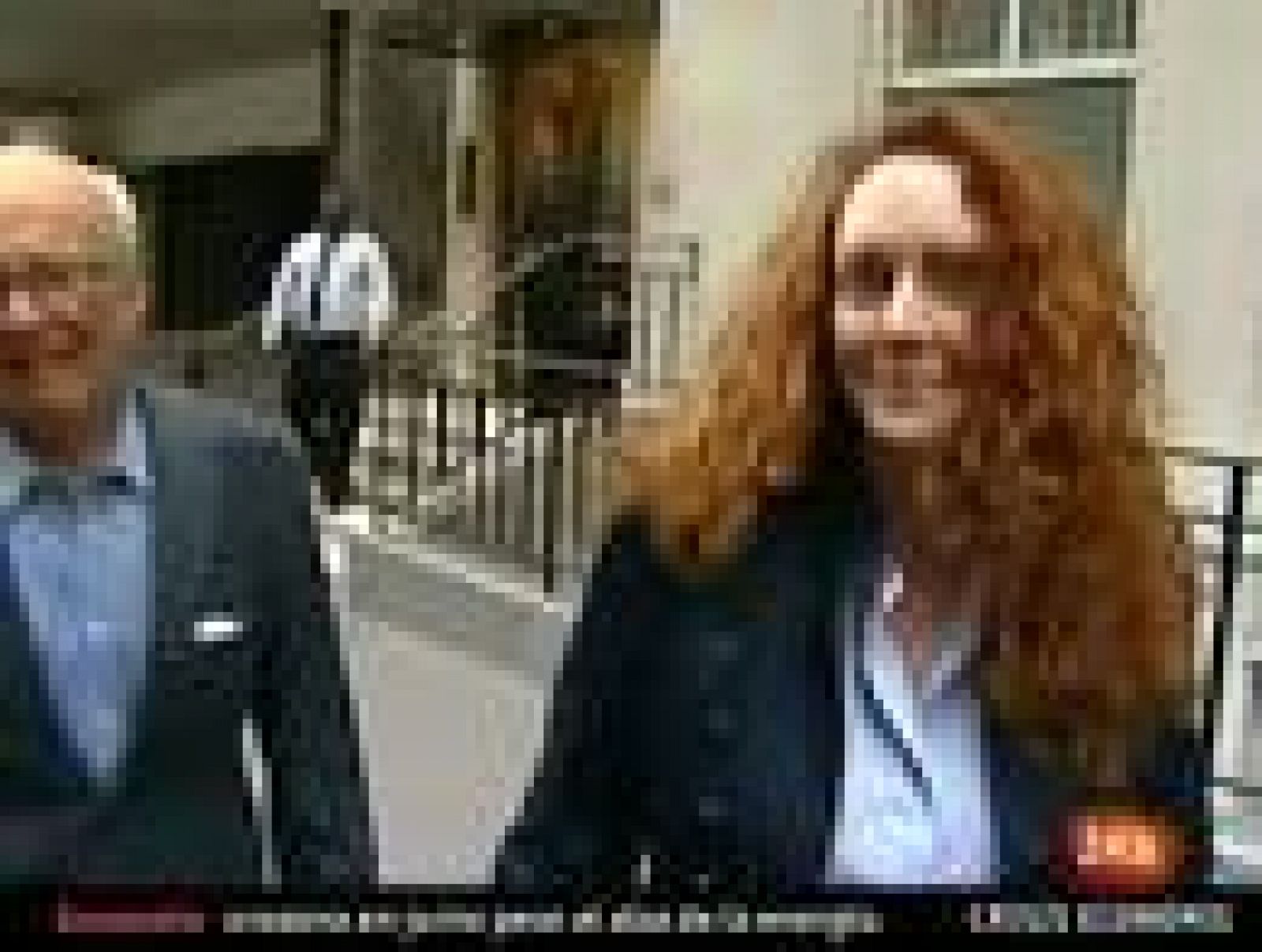 Informativo 24h: La presión política tumba la OPA de Murdoch sobre BSkyB | RTVE Play