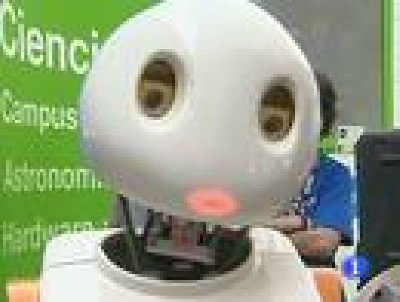  Aficionados de robótica se dan cita en la Campus Party