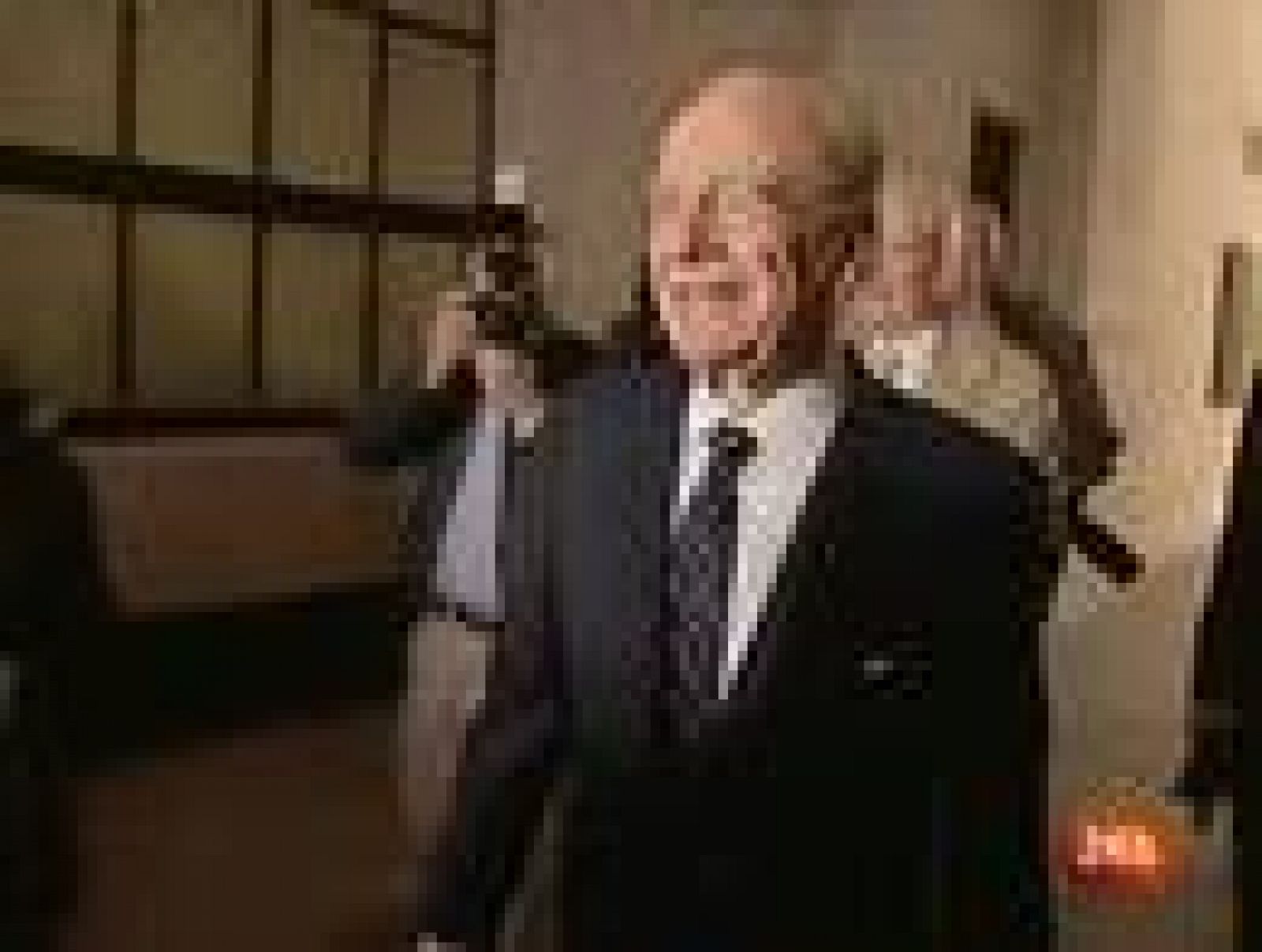 Informativo 24h: Murdoch defiende su imperio pero admite "errores menores" | RTVE Play