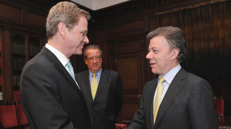 Polémica en Colombia por la decisión del presidente Santos de derribar las casas que utilice la guerrilla para atacar al ejército 