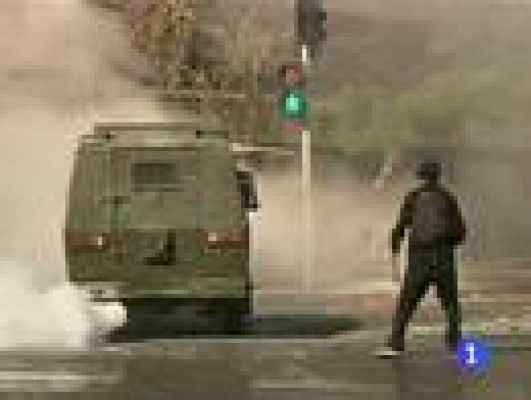 Telediario 1 - Los estudiantes a la calle en Chile