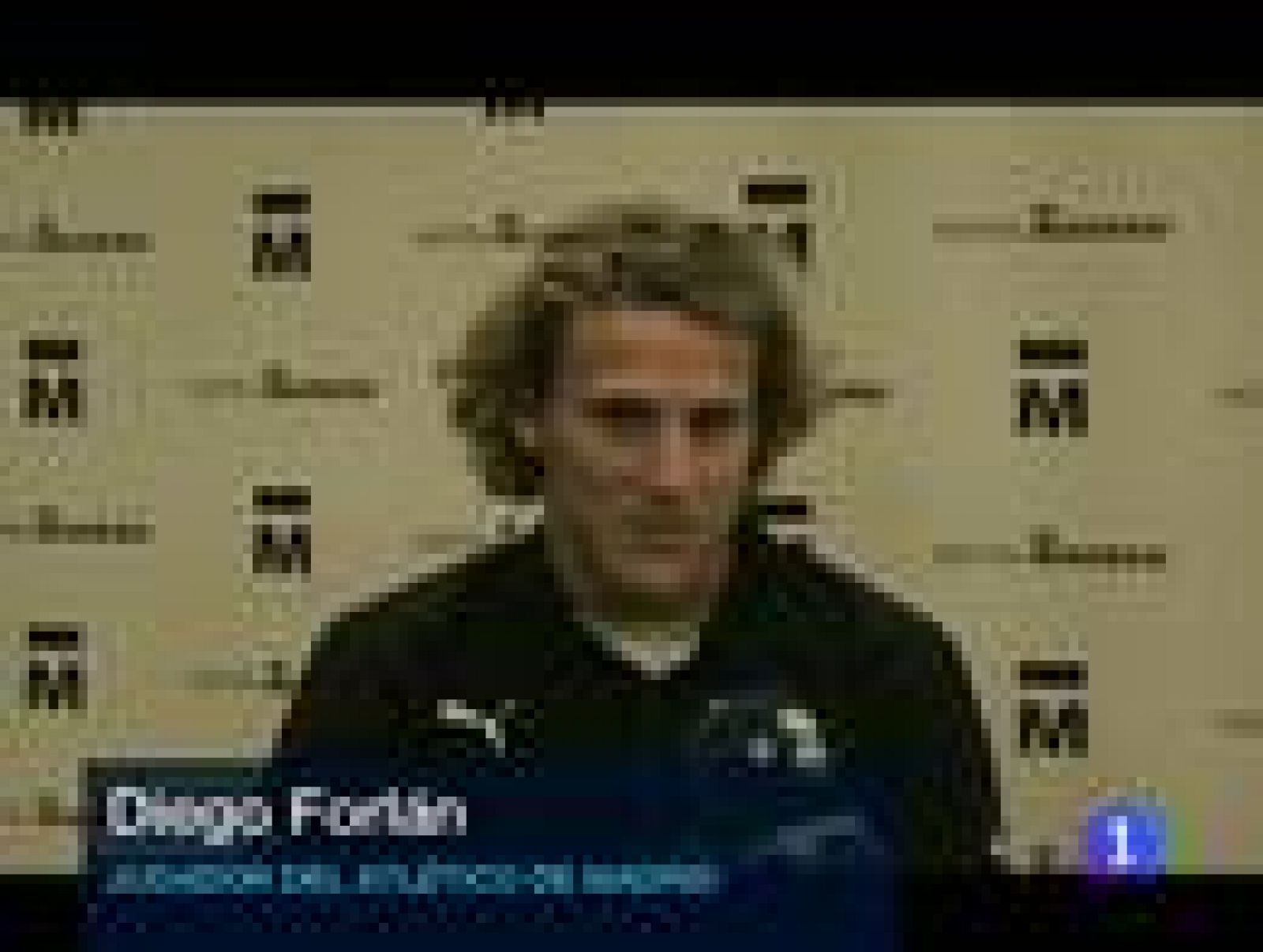 Diego Forlán continua en el Atlético de Madrid