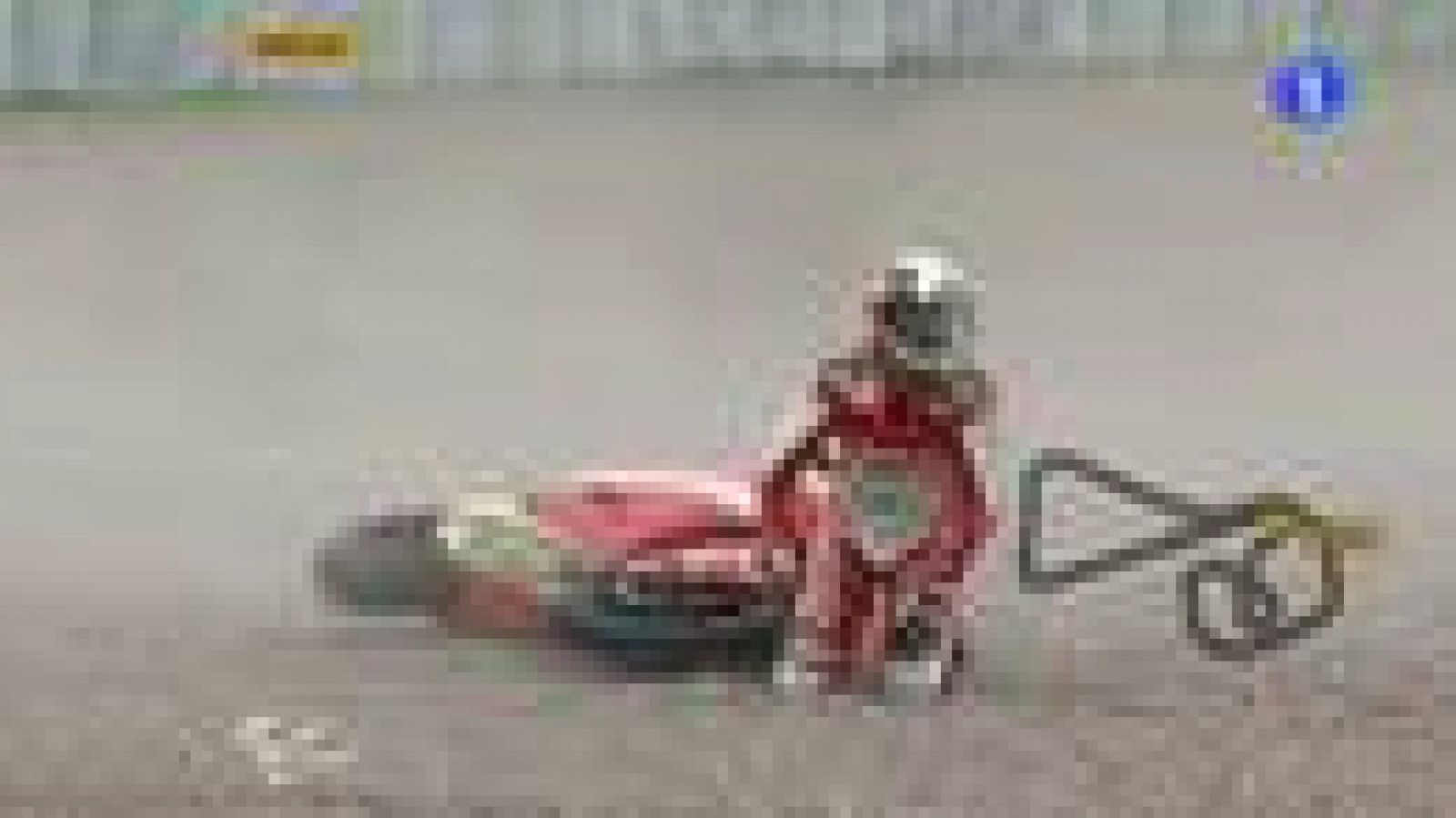 Simón se cae en la primera curva | Ver