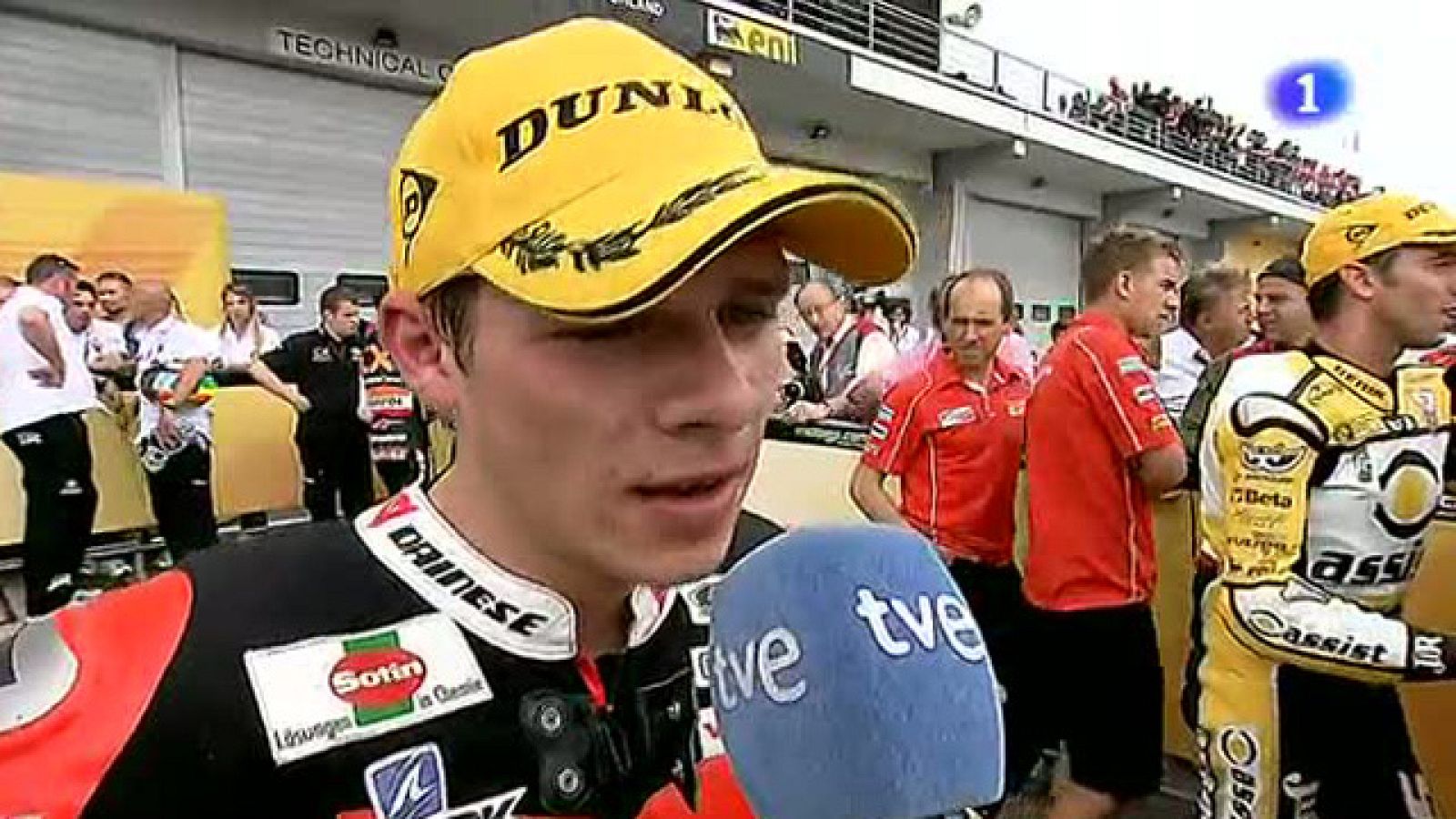 El actual lider de Moto2, Stefan Bradl, ha sido segundo en la carrera de casa y ha destacado que Márquez ha ido muy rápido y no ha podido con él. 