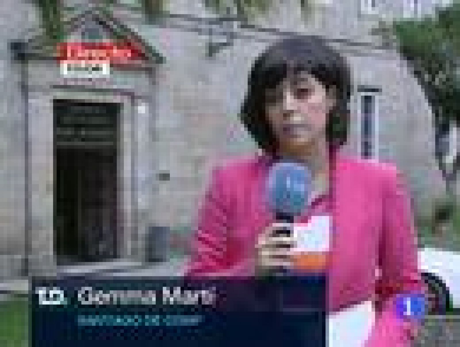 Rajoy critica las políticas del Gobierno en Galicia y evita hablar de Camps