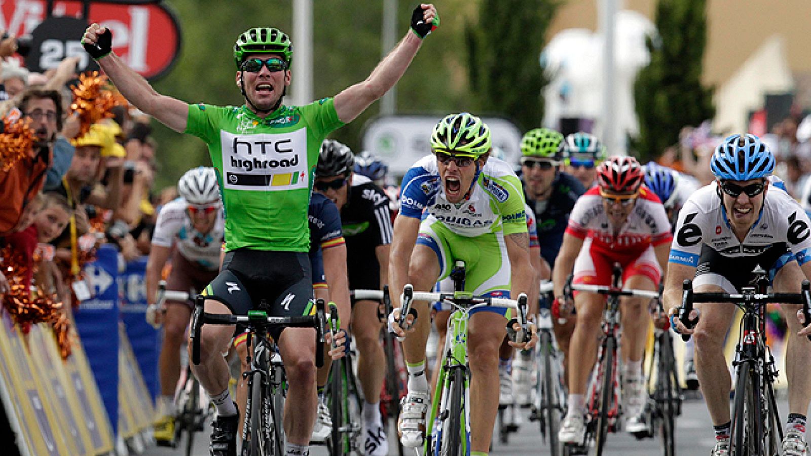 El corredor británico Marck Cavendish (HTC) ha conseguido su  cuarta victoria de etapa en este Tour imponiéndose al sprint en la  decimoquinta jornada del Tour de Francia, disputada entre las  localidades de Limoux y Montpellier con un recorrido de 1