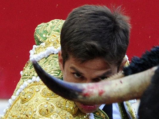 La noche temática - Toros, luces y sombras. Avance