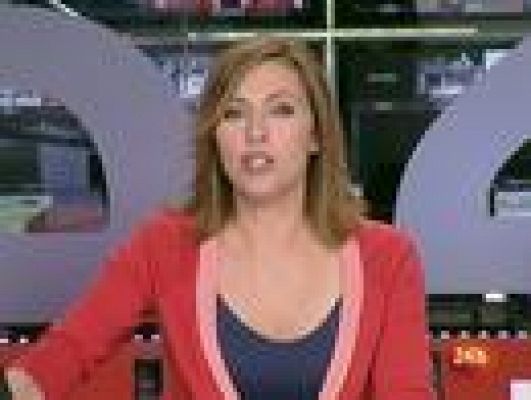 Informativo 24h - Los estudiantes chilenos celebran el cese del ministro de Educación disfrazados de superhéroes