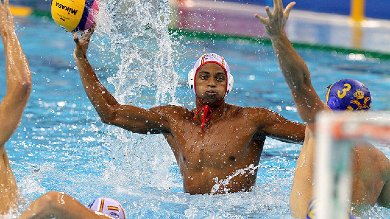 Los de Rafa Aguilar han caído 7- 9 frente a los balcánicos. Su poca efectividad en los lanzamientos les ha pasado factura.