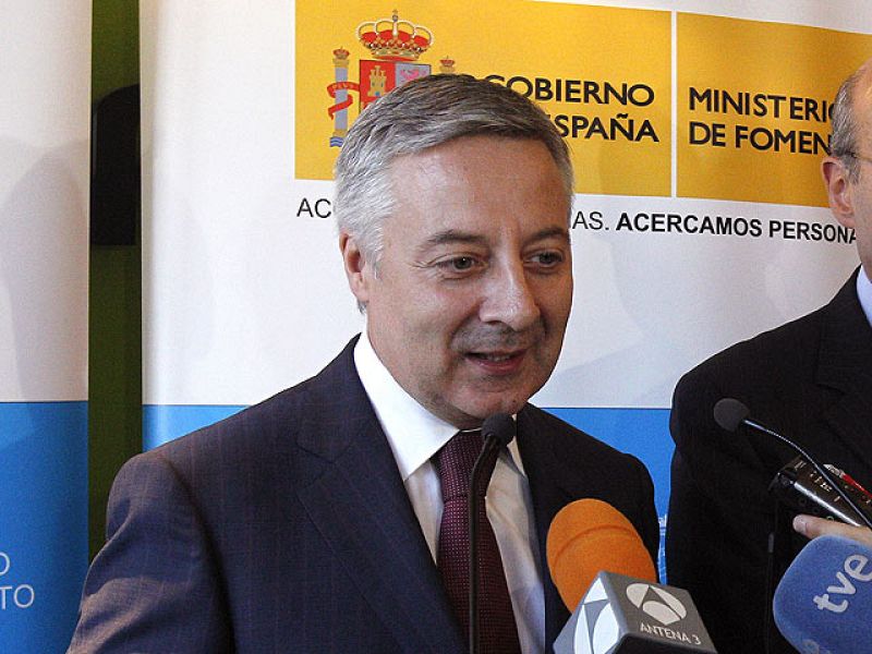 Blanco pide a Rajoy que se aclare sobre la inocencia o culpabilidad de Camps