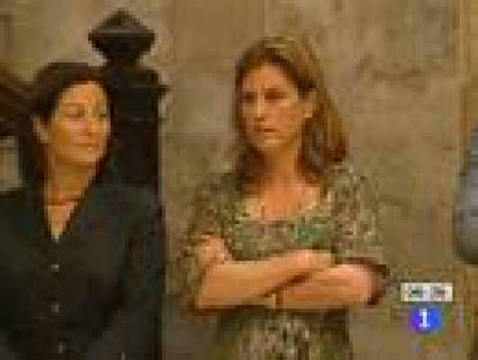 Telediario 1 - Camps anuncia su dimisión y se declara inocente