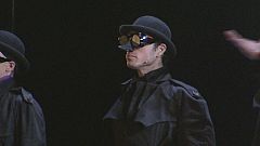 La compañía española de teatro Els Comediants ha estrenado en Moscú su última obra.