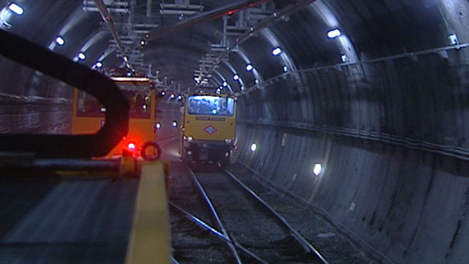 Metro de Madrid abre expediente a cuatro trabajadores por cobros ilegales 