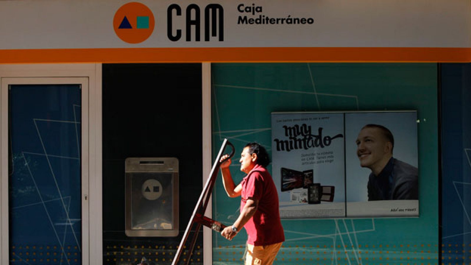 El Banco de España tranquiliza a los clientes de la CAM