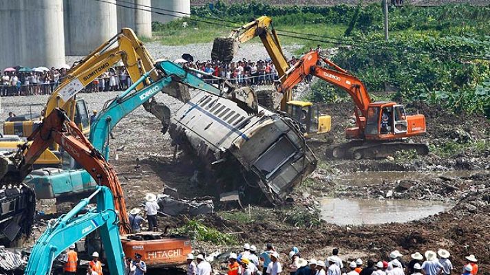 Informativo 24h - Accidente de tren en China