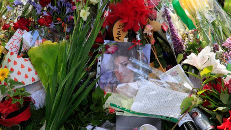  El lunes se le practicará la autopsia a Amy Winehouse