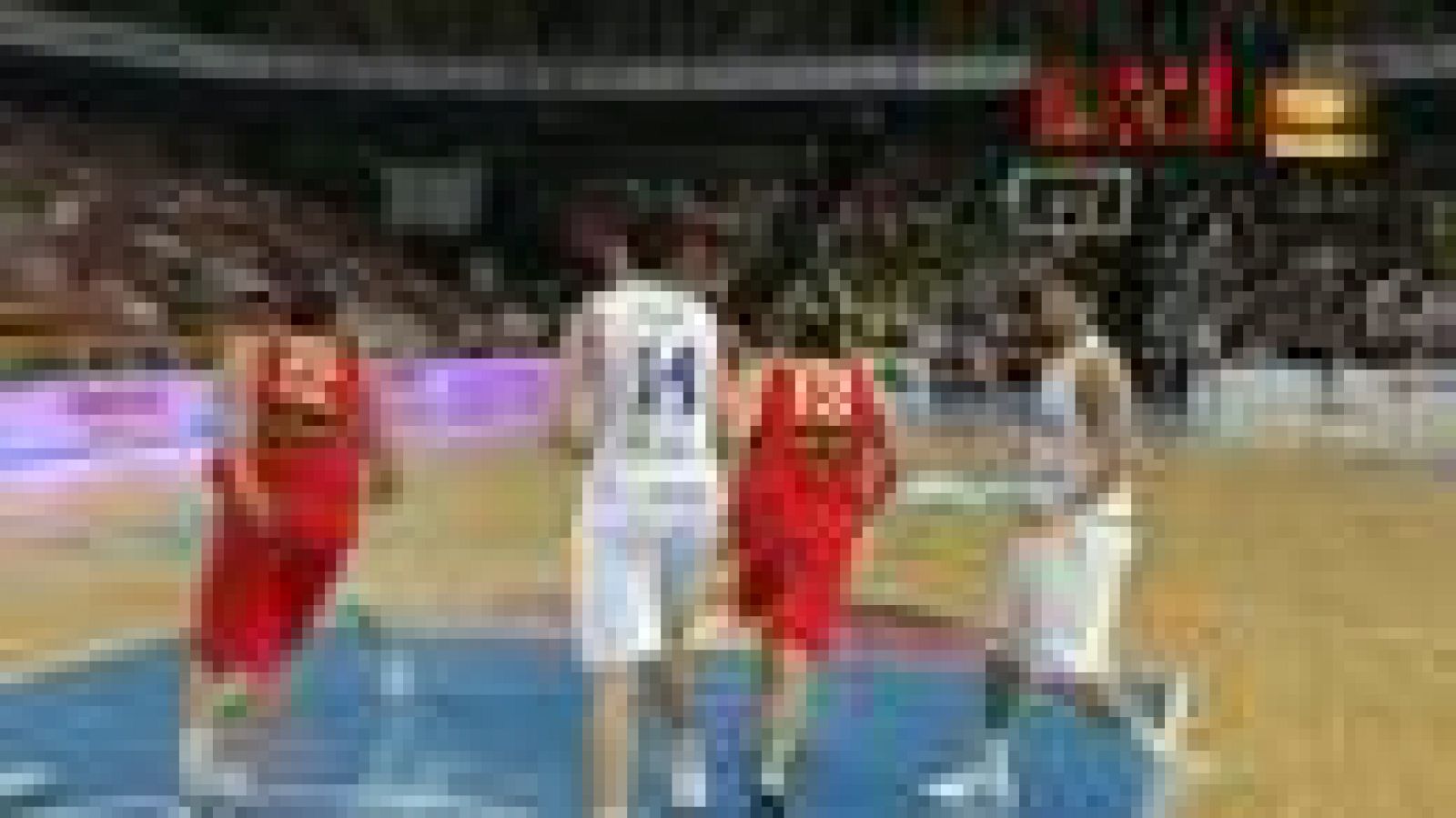 La selección española de baloncesto se ha impuesto a Italia por 70-82 y se ha proclamado por primera vez en la historia campeona de Europa Sub-20 en la final celebrada en Bilbao donde Mirotic volvió a demostrar su calidad al anotar 29 puntos.