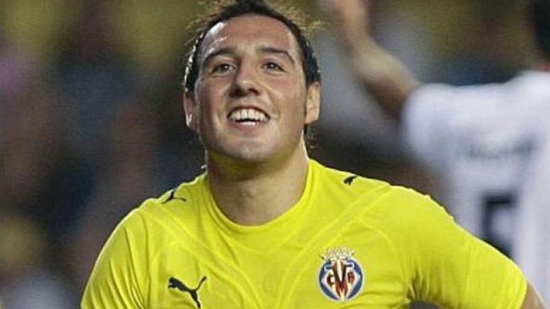 Cazorla podría convertise en pocas horas en el nuevo fichaje del Málaga. 25 millones pagará el equipo de moda para completar una plantilla envidiable y reunir de nuevo al internacional con su antiguo técnico, Pellegrini. En el Atlético de Madrid la i