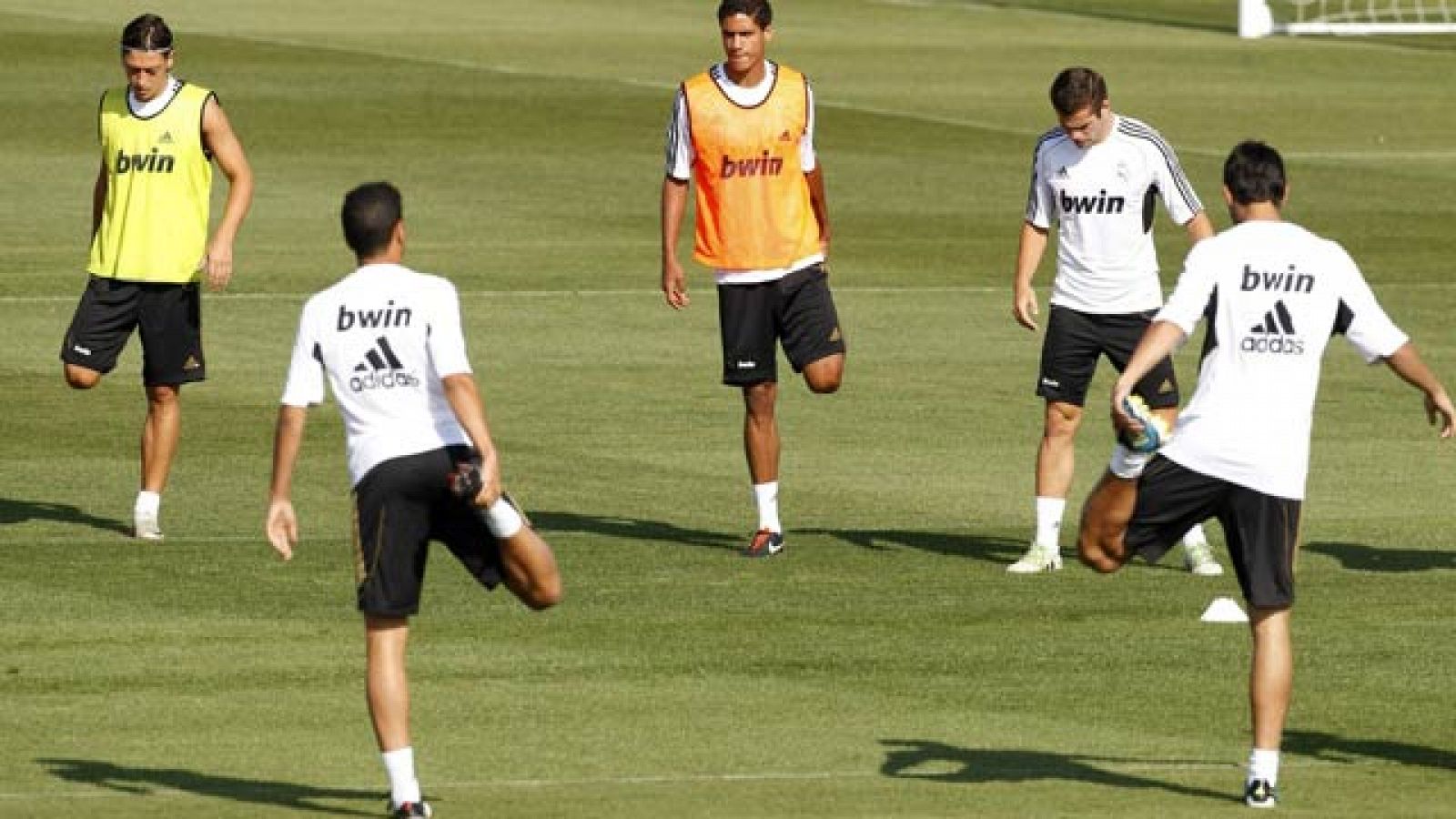 El Madrid vuelve a entrenarse en Valdebebas