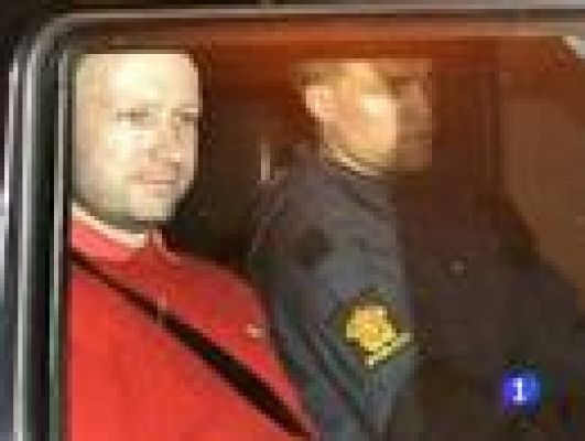 Telediario 1 - La policía noruega publica los primeros nombres de las víctimas