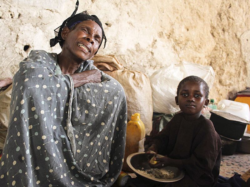 Después de muchas dificultades sale el puente aéreo con 10 toneladas de comida para Somalia