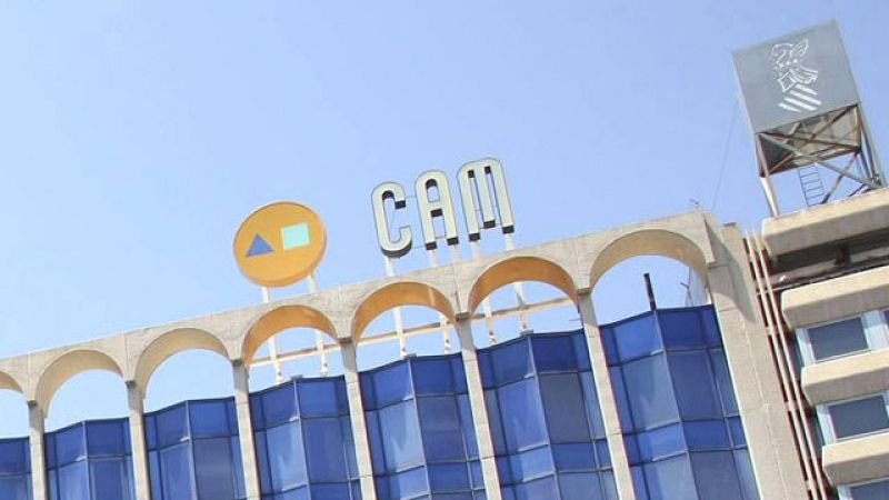 La CAM concedió créditos a sus directivos con un interés cero