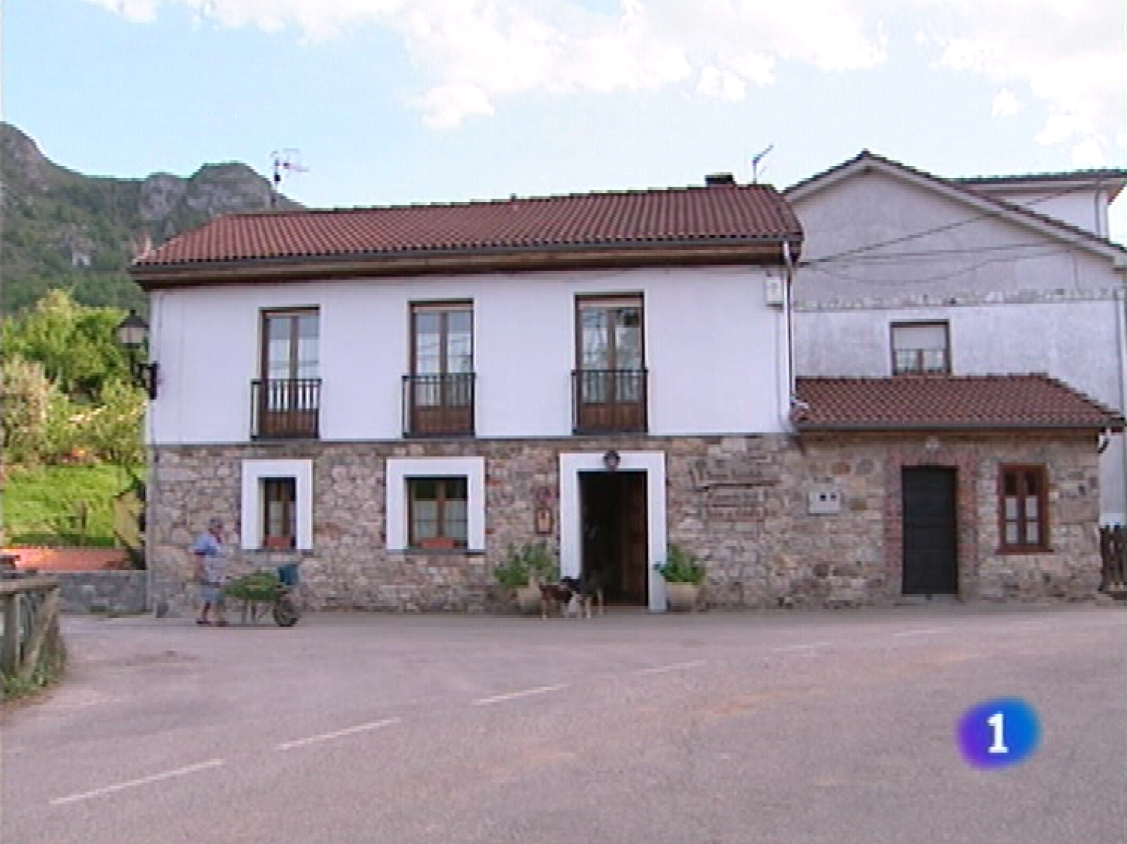 Panorama Regional: Asturias en 2' - 28/07/11 | RTVE Play