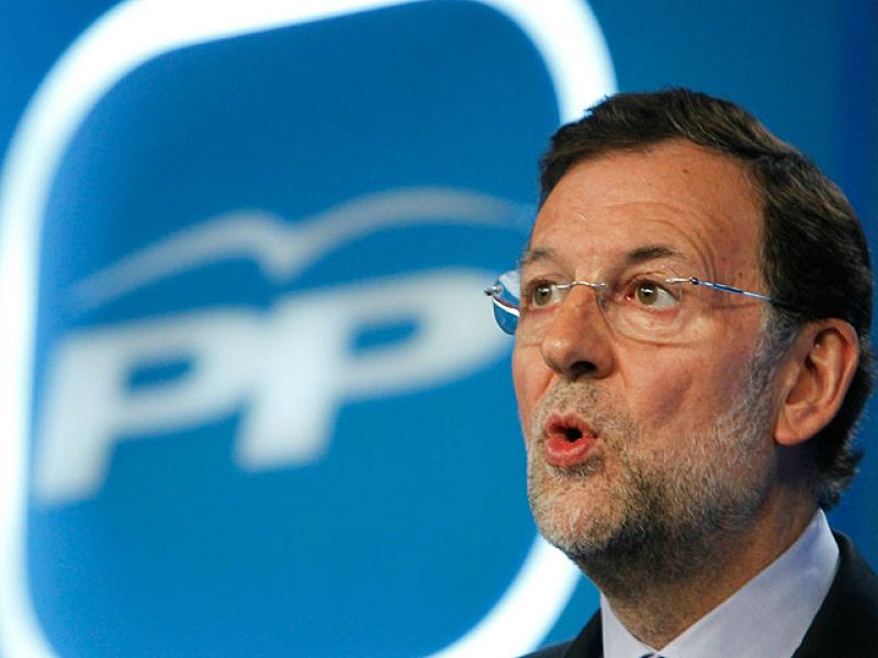  Rajoy celebra el adelanto electoral y pide a los españoles un "mandato claro"