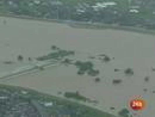 Informativo 24h - Un muerto y cinco desaparecidos por lluvias torrenciales en el norte de Japón