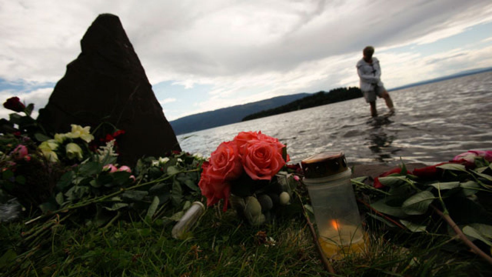 Informe Semanal: Flores contra el odio