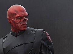Capitán América - Hugo Weaving: "Como todos los villanos Cráneo Rojo quiere controlar el mundo"