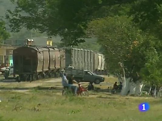 Telediario 1 - Las dificultades de atravesar la frontera de México hacia Estados Unidos