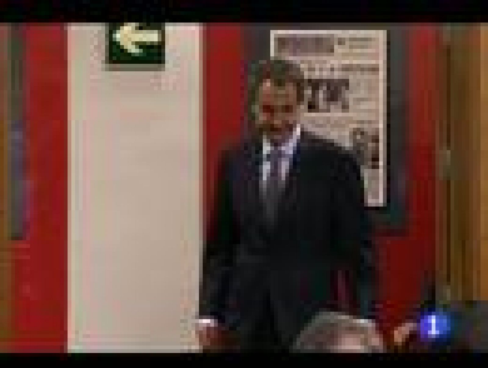 Zapatero vuelve a La Moncloa mientras que Rajoy culpa al Gobierno de una mala política económica