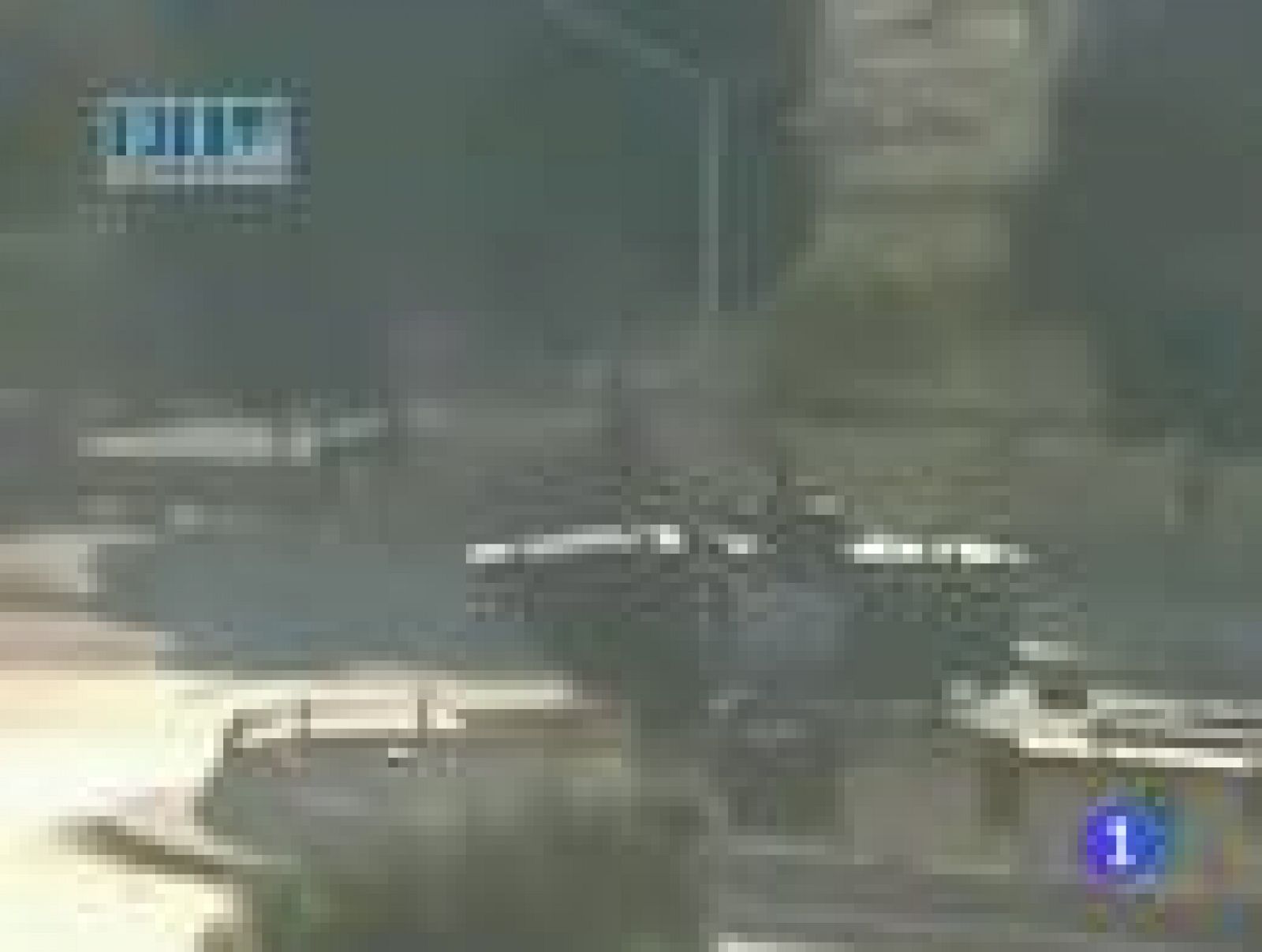 Bachar al Asad aumenta la represión contra los que se manifiestan contra el régimen... el ejército ha bombardeaardeado el centro de Hama. La presión internacional aumenta con la condena del Consejo de Seguridad de la ONU contra las autoridades sirias