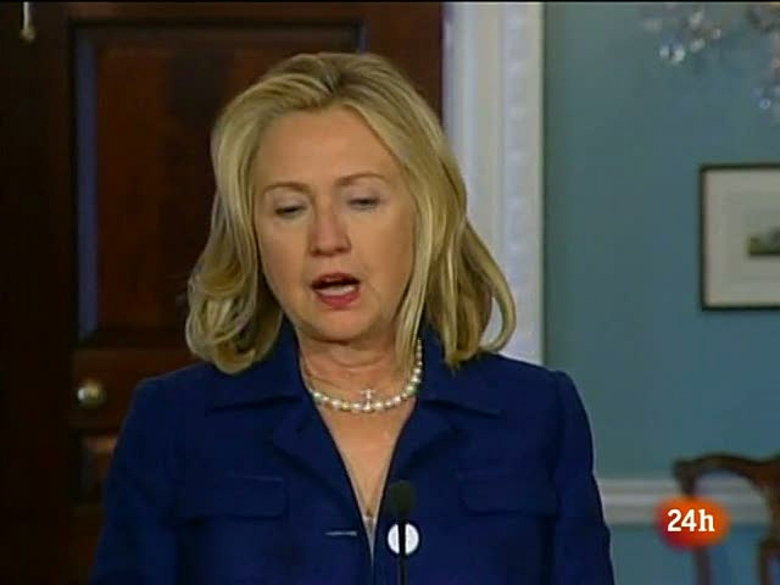 Informativo 24h: Hilary Clinton ha responsabilizado al regimen sirio de las 2.000 muertes del país  | RTVE Play