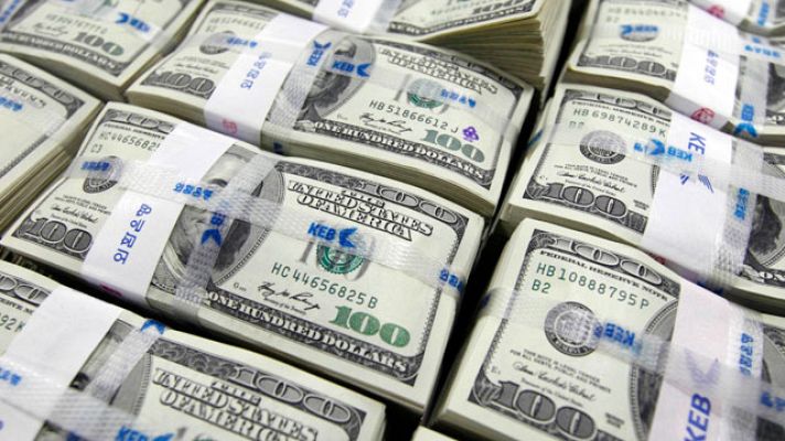 Telediario 1 - S&P baja la nota a la deuda de EEUU