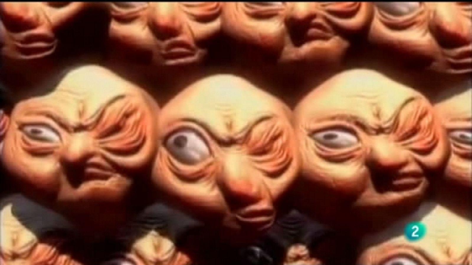 Miradas 2 - Abierto por vacaciones, 1 - 06/08/11