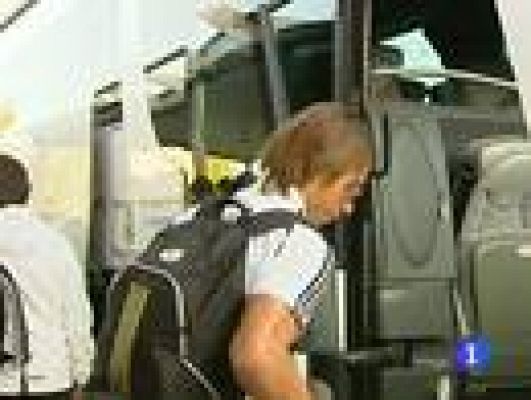 Telediario 1 - El Real Madrid regresa a España