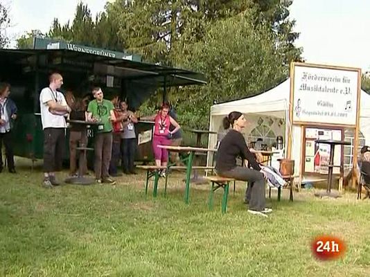 Informativo 24h - Música contra la intolerancia en un pueblo neonazi