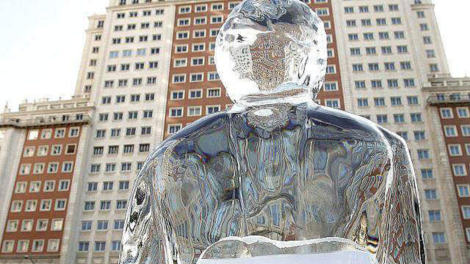 On Off: La piel, frágil como el hielo - On Off | Ver