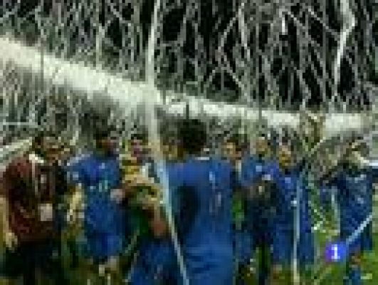 Telediario 1 - Italia, en busca de identidad