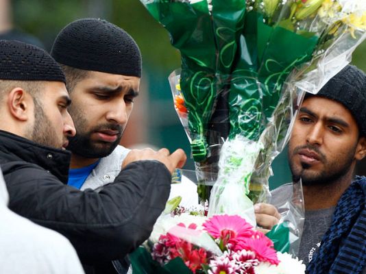 La tarde en 24h - Los vecinos de Birmingham temen en estallido de violencia interracial