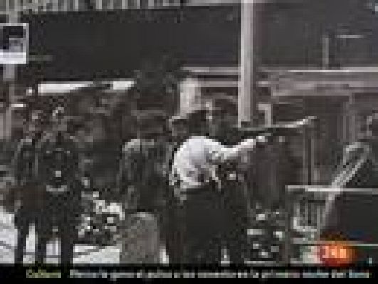  - Alemania recuerda los 50 años del inicio de la construcción del Muro de Berlín