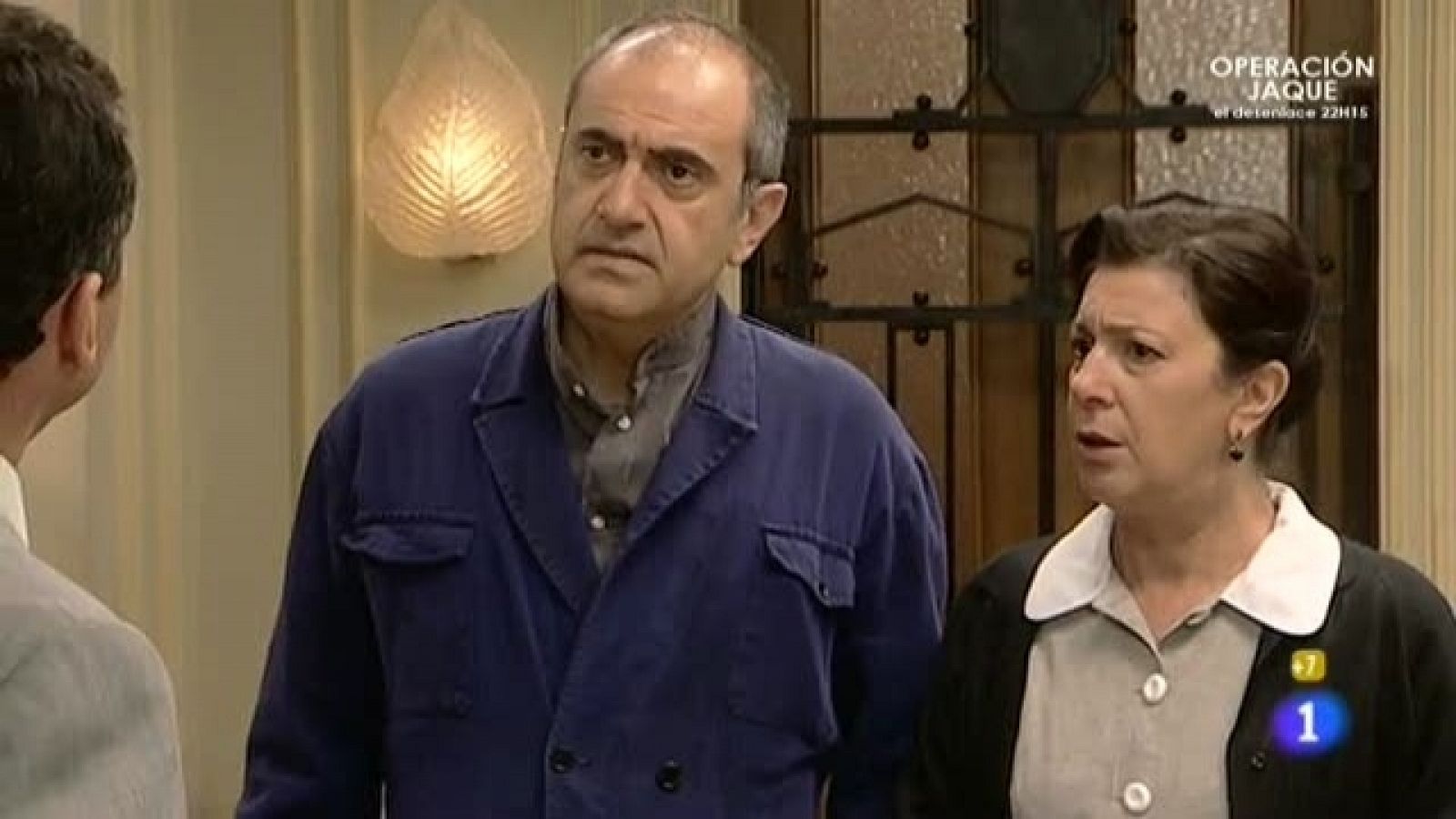 Amar en tiempos revueltos - T6 - Capítulo 247 - Para desesperación de Felisa, Miguel regresa de comisaría sin noticias sobre la detención de Trino - Ver ahora