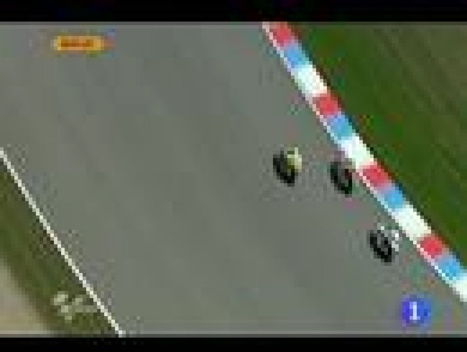 El alemán Sandro Cortese ha conseguido su primera victroia de 125cc en el trazado de Brno, por delante de Zarco y Moncayo.