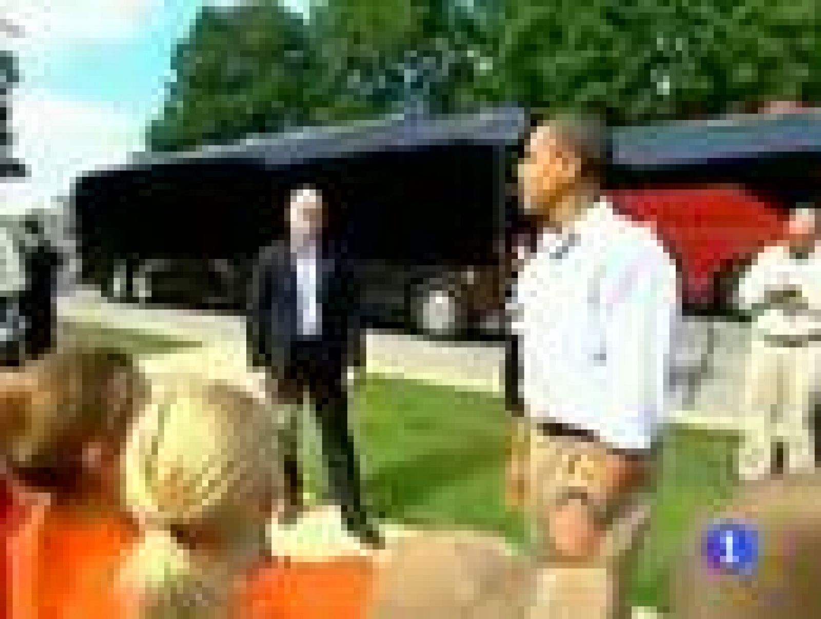 El presidente Obama continúa centrado en la recuperación económica