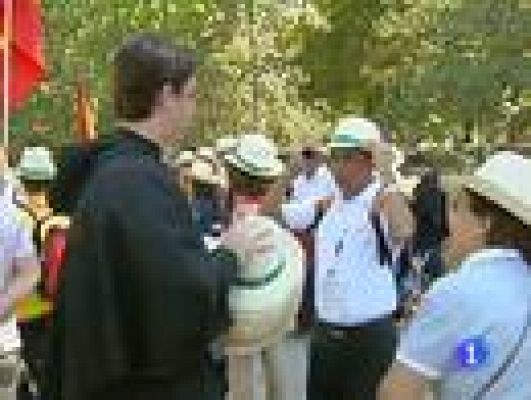 Telediario 1 - Los peregrinos esperan al Papa